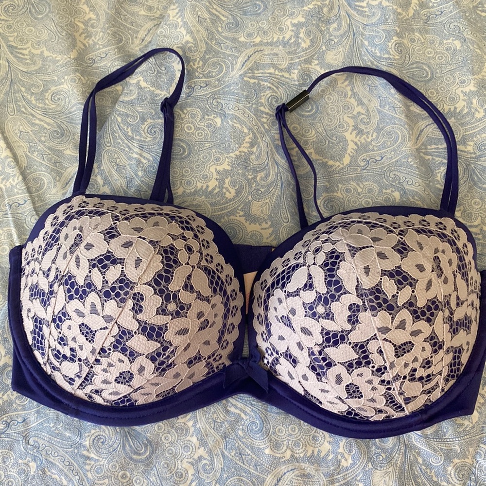 Victoria’s Secret bra